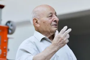 Ömər Eldarov vəzifəsindən azad edildi