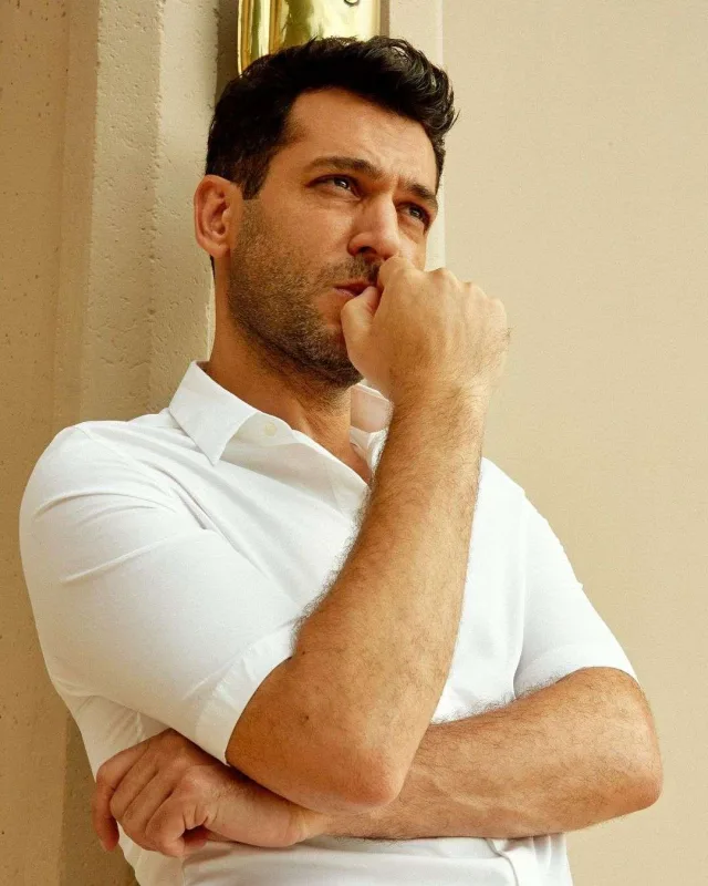 Zümrüd Bədəlova onu sevirmiş