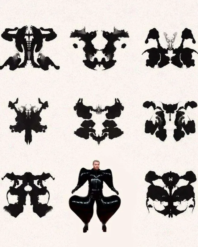 Sem Smit “caps”ləri ilə gündəmdə