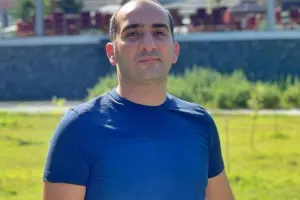 Nicat da “mavi tik” aldı