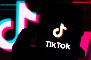 Avropa Komissiyasının üzvlərinə TikTok qadağan edildi