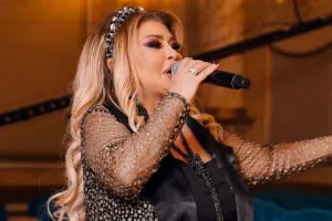 Mətanət estetik əməliyyat etdirəcək