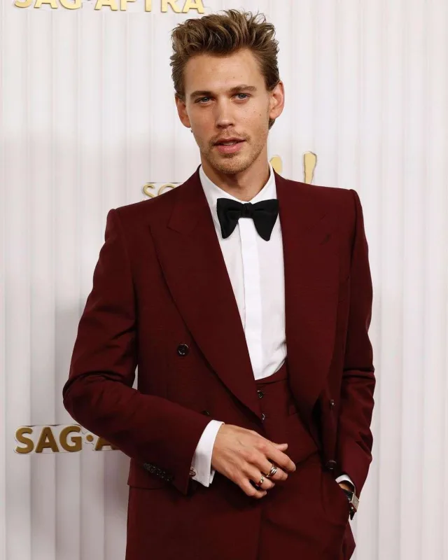 Qırmızı xalının ən diqqətçəkənləri