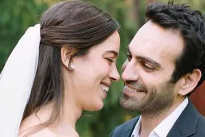 Buğra 5 illik xanımından ayrılır