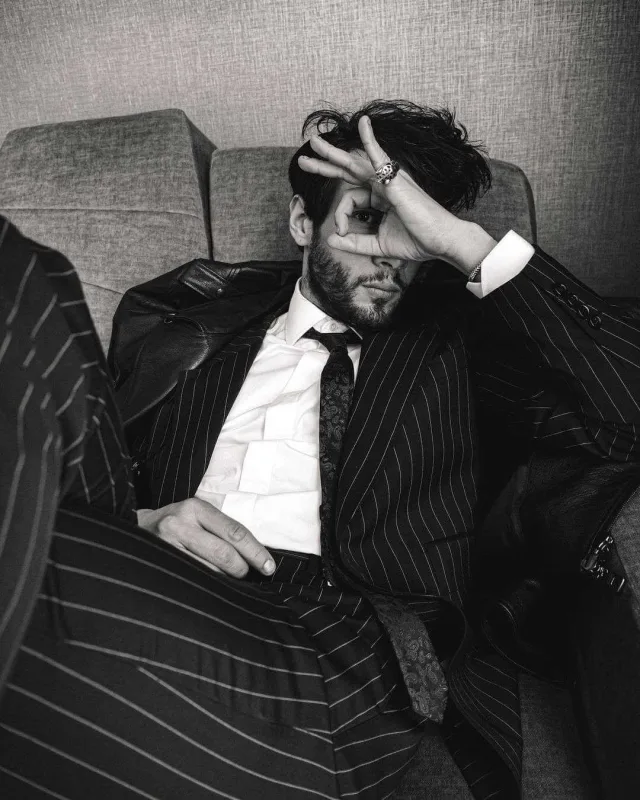 İki aktyor bir-birini sevəcək