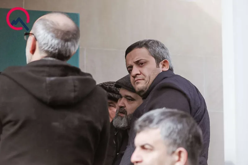 Onlar da Hacı Şahinlə vidalaşır