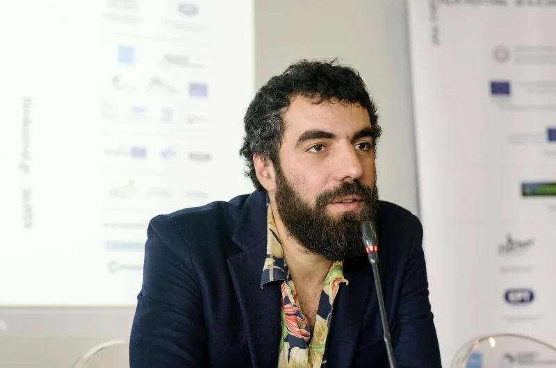 Dua Lipa yeni sevgilisi ilə