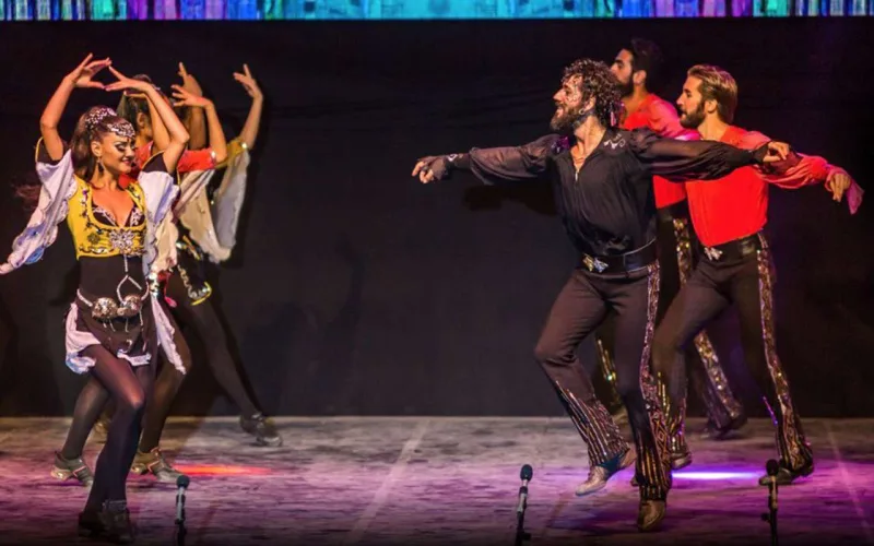 “Anadolu Ateşi”də Bakıdakı qazancını ianə etdi