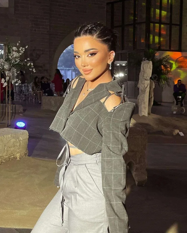 Estetiklə tamamilə dəyişdi