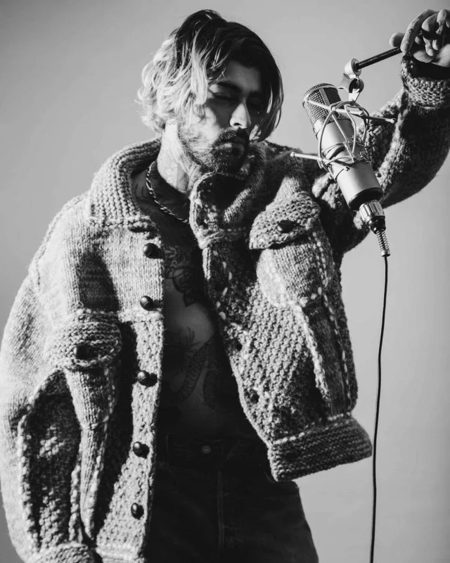 Zeyn Selenanı izləməyə aldı