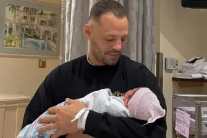 “Survivor” çempionunun ikinci övladı doğuldu