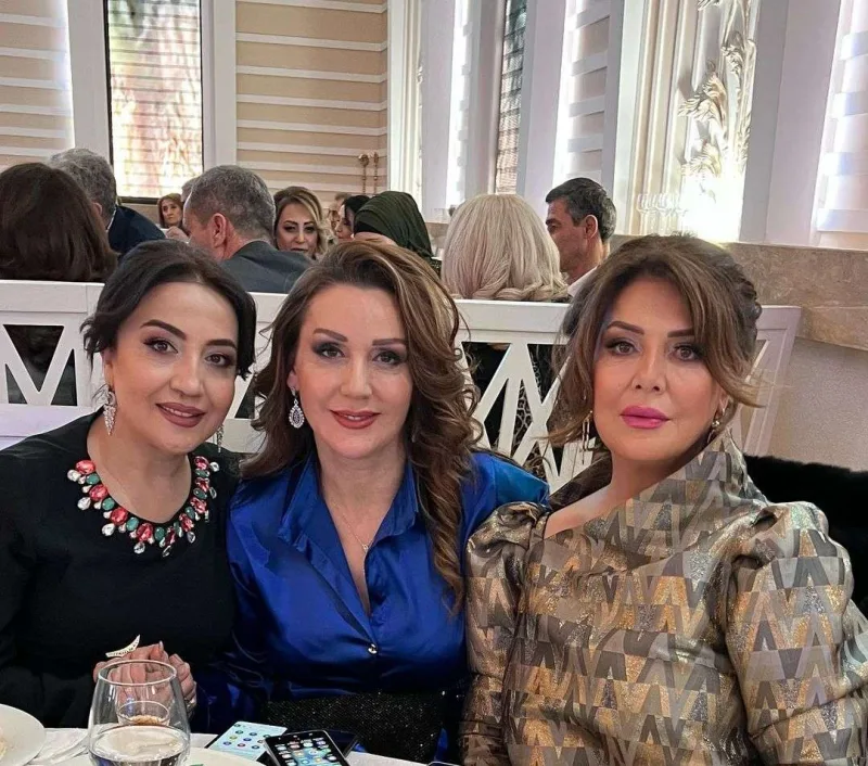 Xalq artisti qızına toy etdi