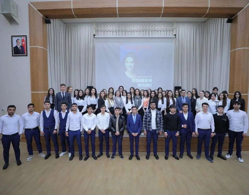 “Naxçıvan” Universitetində Oksana ilə görüş