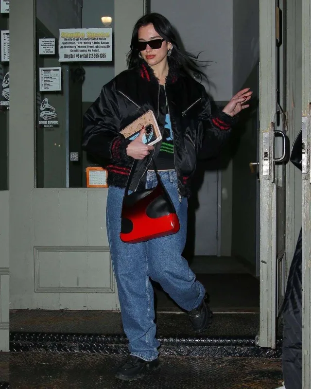 Bu dəfə tək görüntüləndi