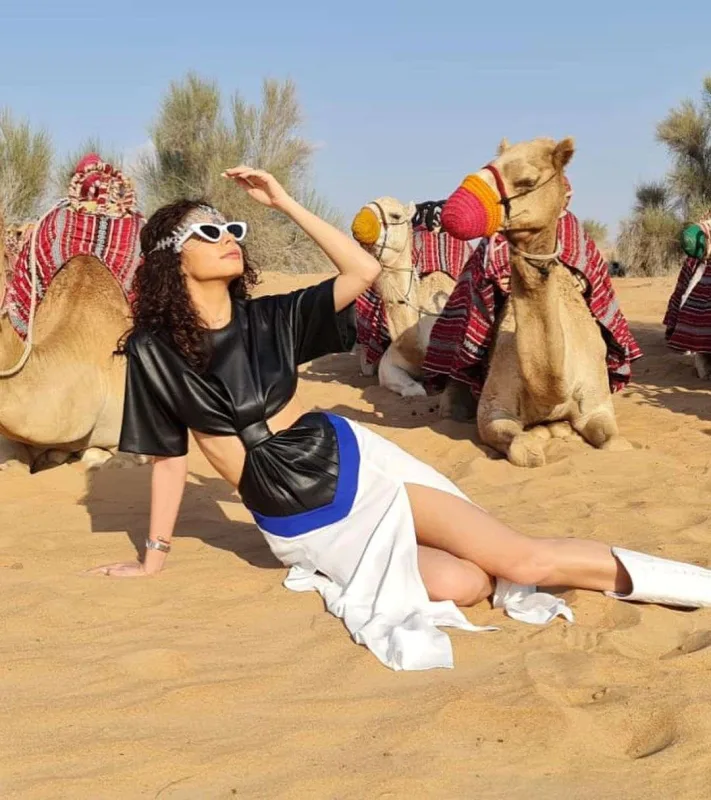 Özcanla xanımından bal ayı fotoları