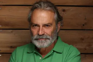 Tamaşası zamanı halı pisləşdi