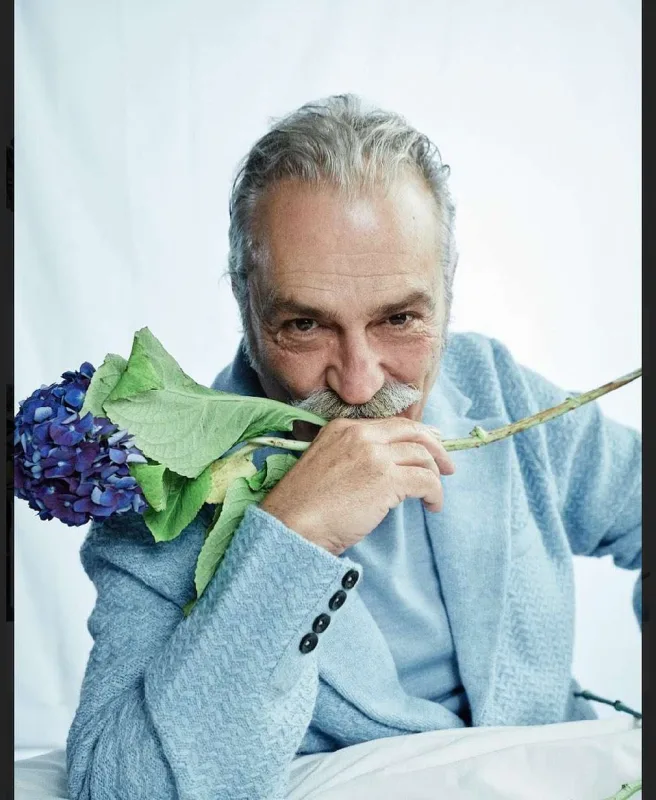 Tamaşası zamanı halı pisləşdi