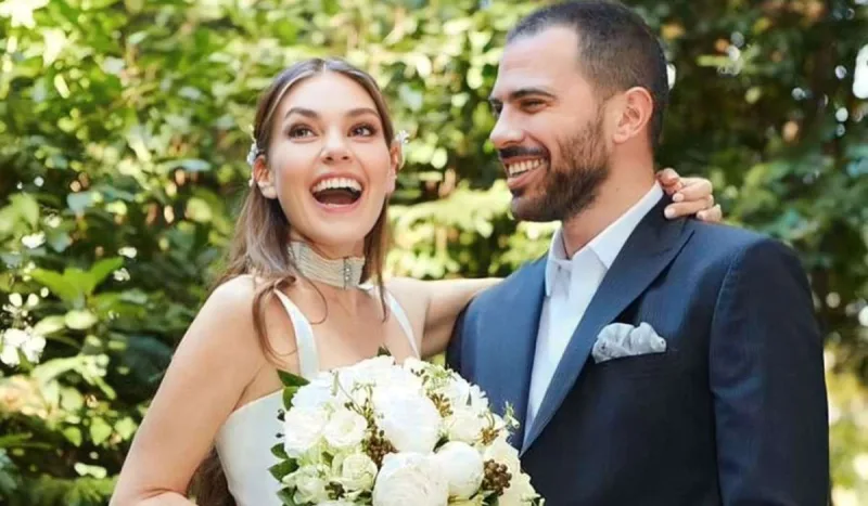 Aslı körpəsini bu ölkədə dünyaya gətirəcək