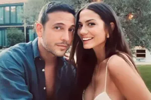 Sərt çənəyə sahib olmaq üçün bunu etdi