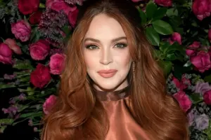 Hollivud ulduzu ana olacaq