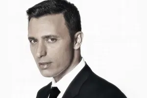 Mustafa Sandal Bakıya gəlir!