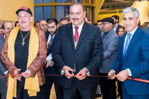 Bakıda bəhreynli rəssamın sərgisinin açılışı oldu