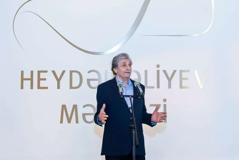 Bakıda bəhreynli rəssamın sərgisinin açılışı oldu