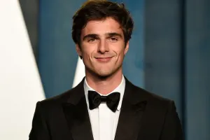 Onu izləyən 61 yaşlı fanatını polisə verdi