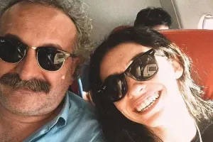 Ayrılsaq da, bərabərik!