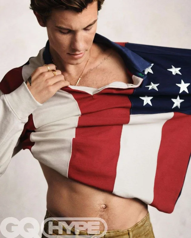 “GQ İspaniya” üçün pozalar verdi