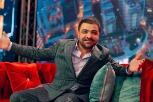 Fərda yenə konsertlərini təxirə saldı