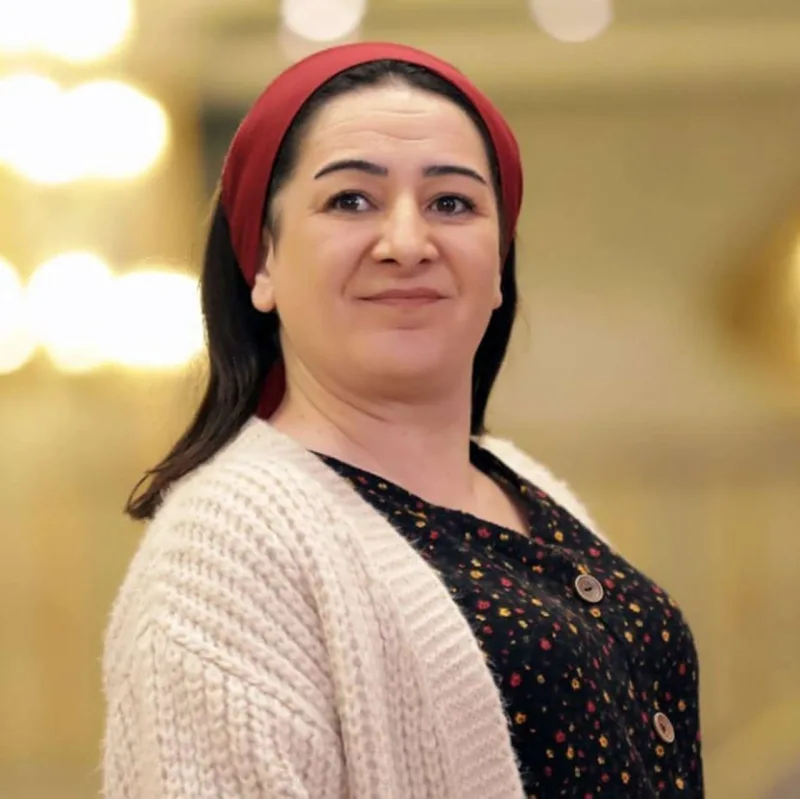 Məşhur aktrisanın başına daş düşdü