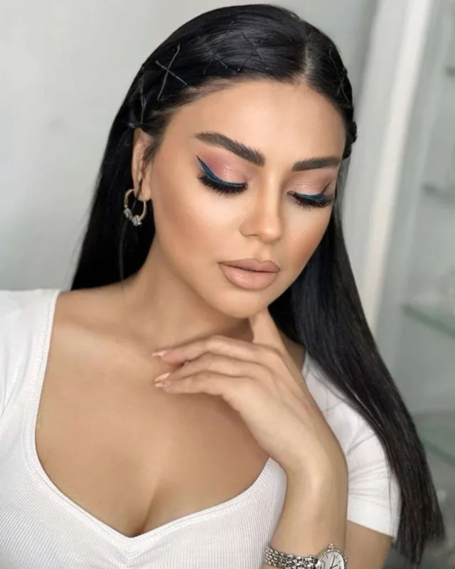 “O mesajları siləcəksən”