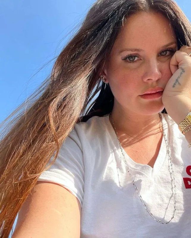 Lana uzun müddət sonra bunu etdi