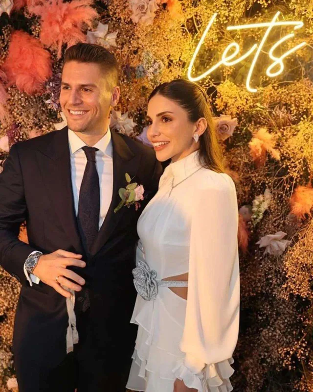 “Survivor” ulduzu nişanlandı