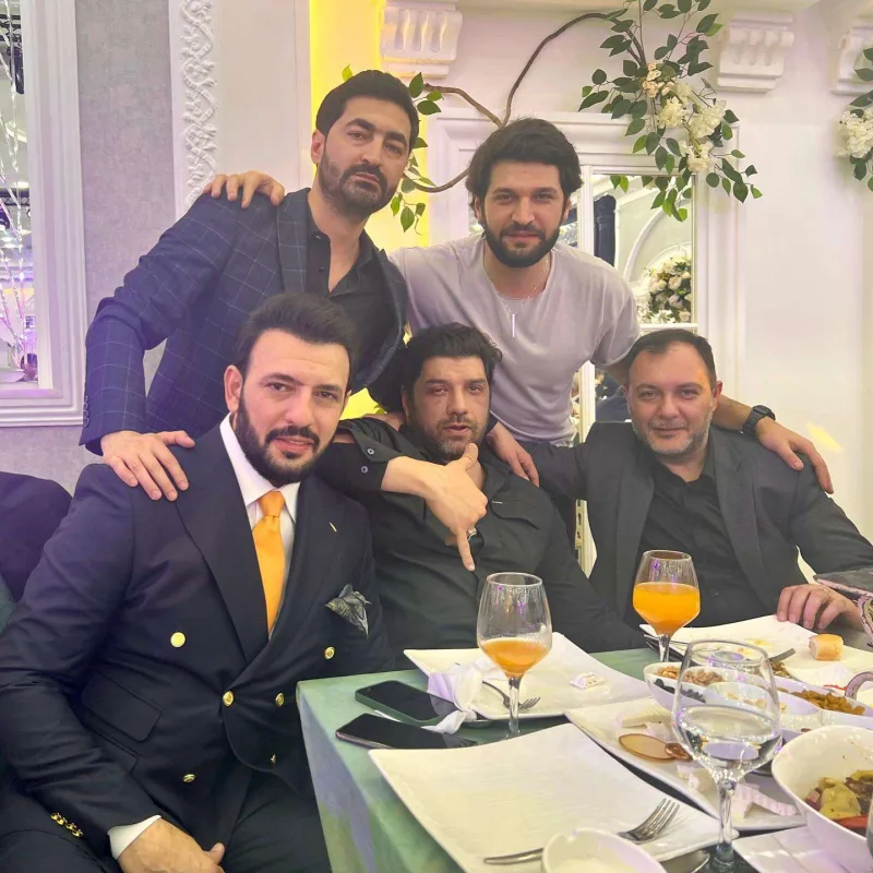 Nüsrət Kəsəmənlinin nəvəsi ailə qurdu