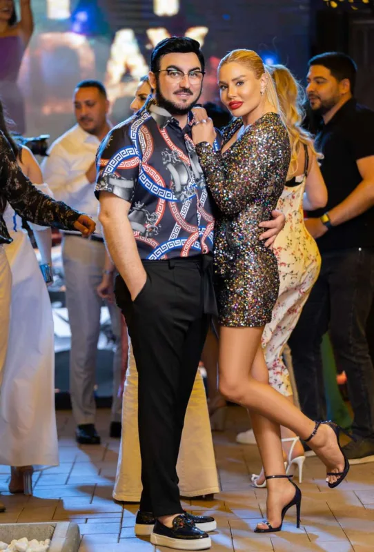 Tolik yeni verilişini onunla aparacaq