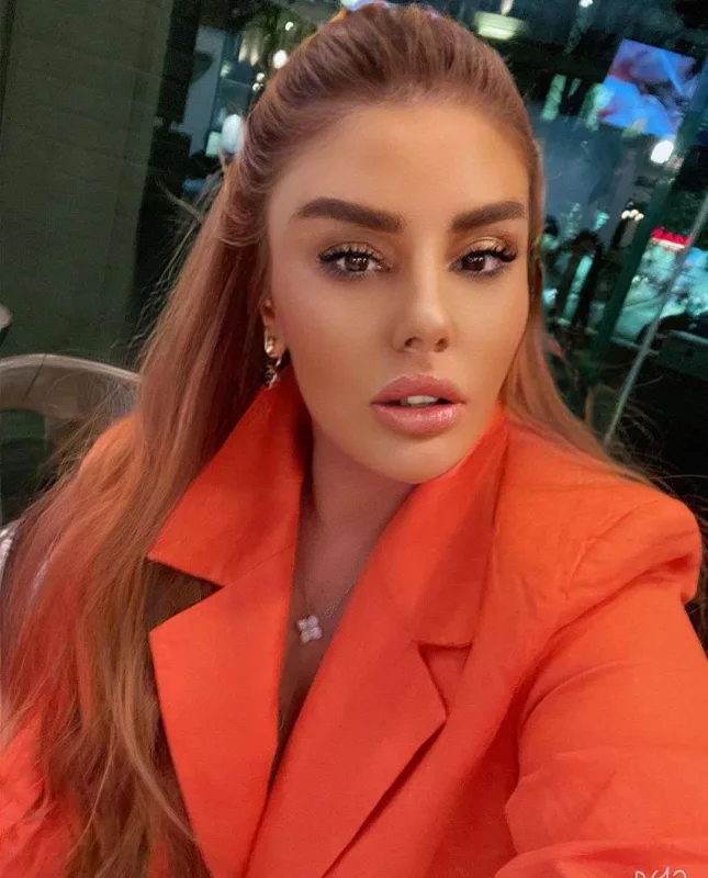 Tolik yeni verilişini onunla aparacaq