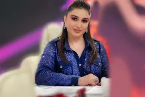 “Kimin yerinə səndən üzr istəyim, Dilarə?”