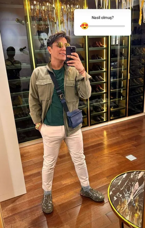 Anarın min dollarlıq ayaqqabısı