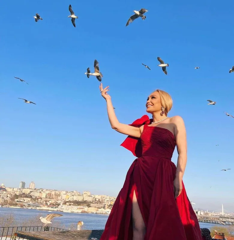 Nuradan İstanbul fotosessiyası