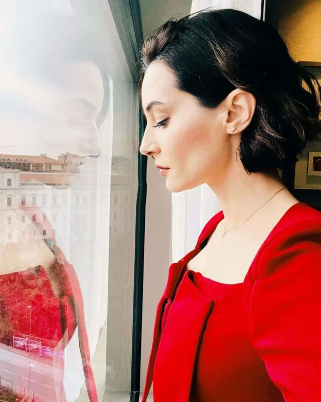 Fotoşop etmək istədi, gülünc hala düşdü