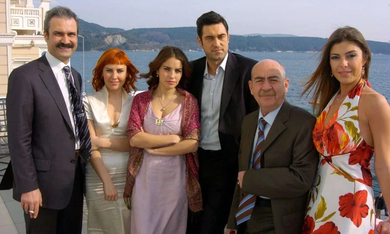 “Leyla ile Mecnun”un aktyoru vəfat etdi