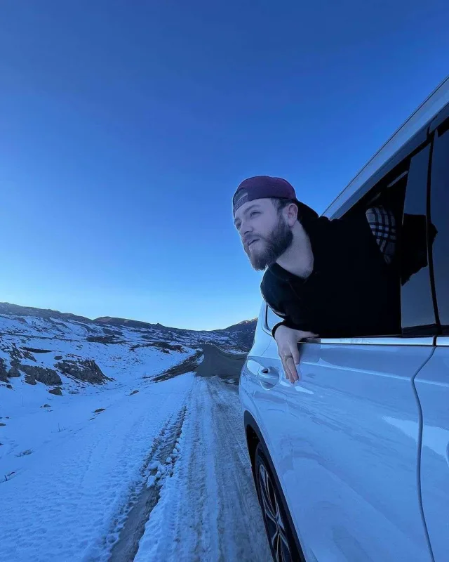 Nadir sevgilisindən danışdı