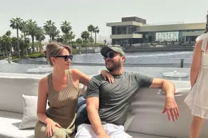 Emin xanımı və qızı ilə fotolarını paylaşdı