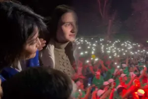 Hissin konsertində 12 minlik izdiham - Video