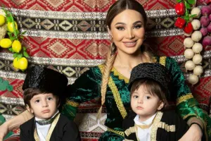 Ülviyyədən oğulları ilə fotosessiya