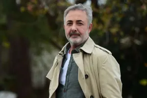 Mehmet Aslantuğ deputatlığa namizəddir