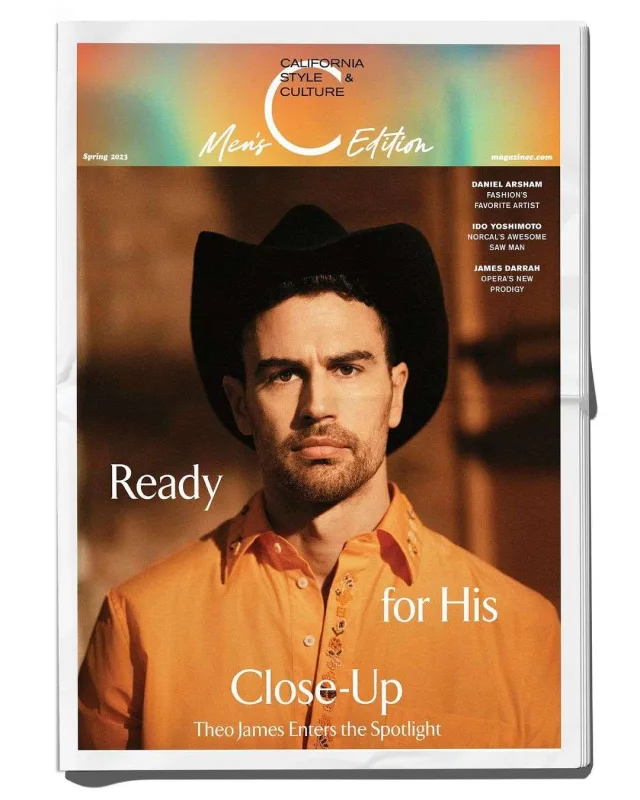 Məşhur aktyor jurnalın üz qabığında