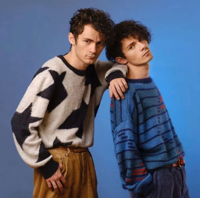 “Ərgən seriallarının baş rollarına oxşayırlar”